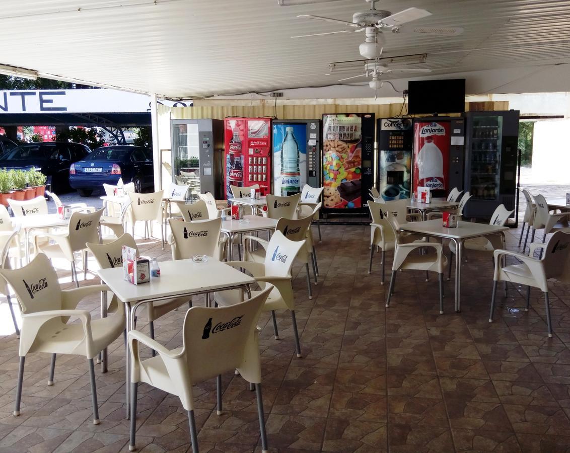 Hostal Los Gabrieles アルバセテ エクステリア 写真